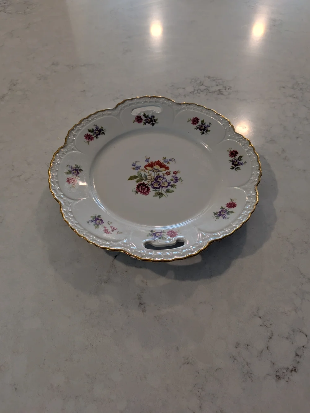 Floral Porcelain Serving Plate with Gold Trim - White 9.5